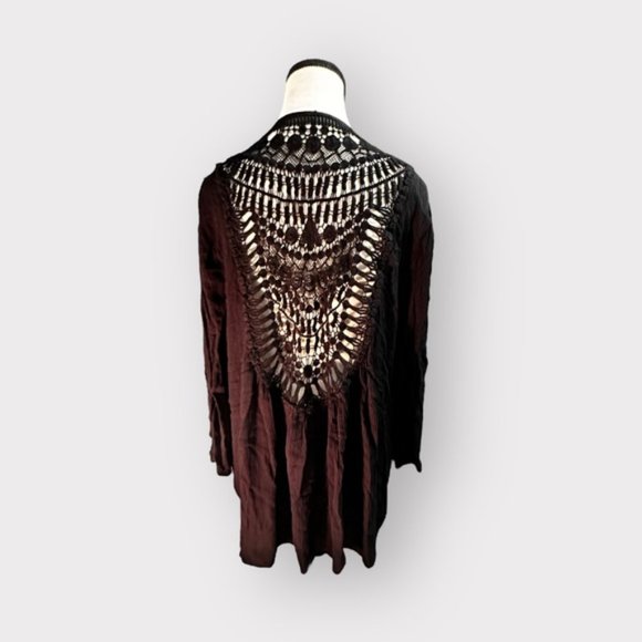 Host Pick Women’s Torrid 1 Black Crinkle Gauze Crochet Lace Inset Kimono 1X 1XL - Picture 9 of 14